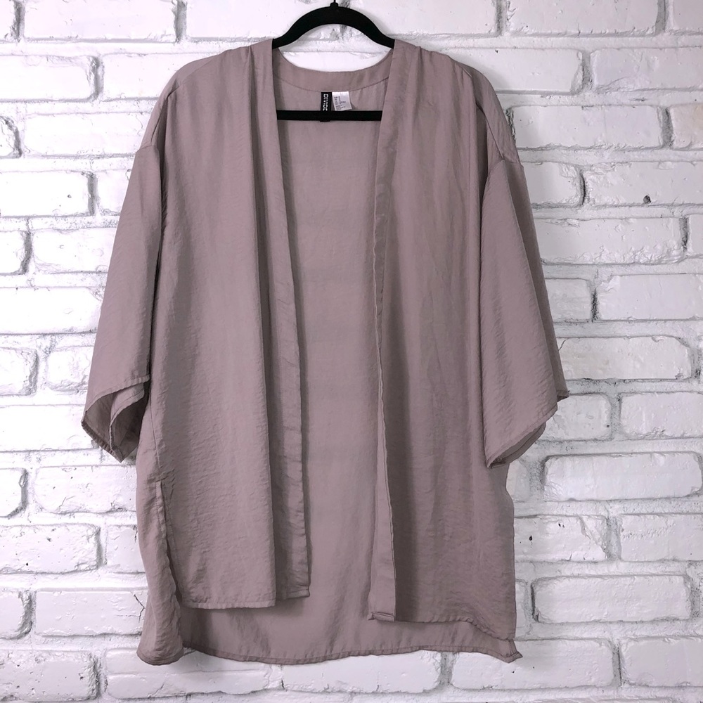 Ladies taupe silky kimono by Divided H&M sz M